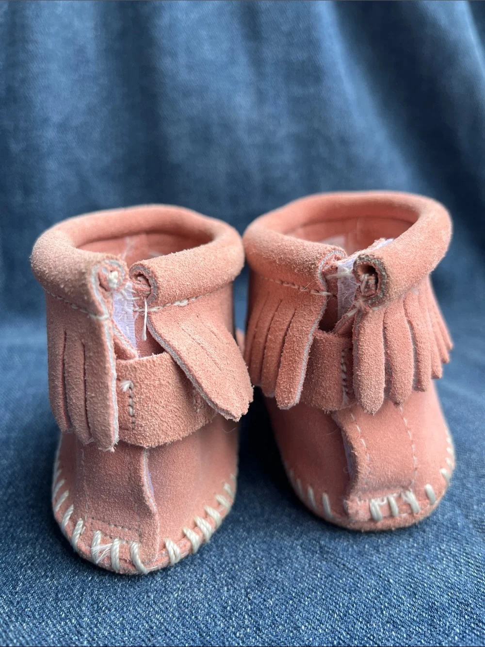 Infant Minnetonka Pink fringe Leather boots size 3